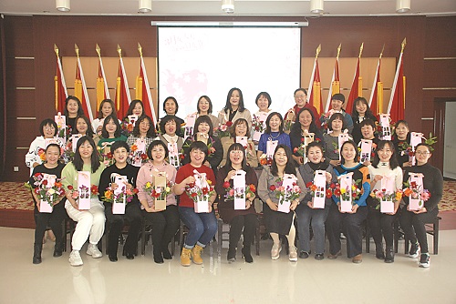 “巾帼心系企 建功新时代” 一一包头热力集团女工倡议书5.jpg